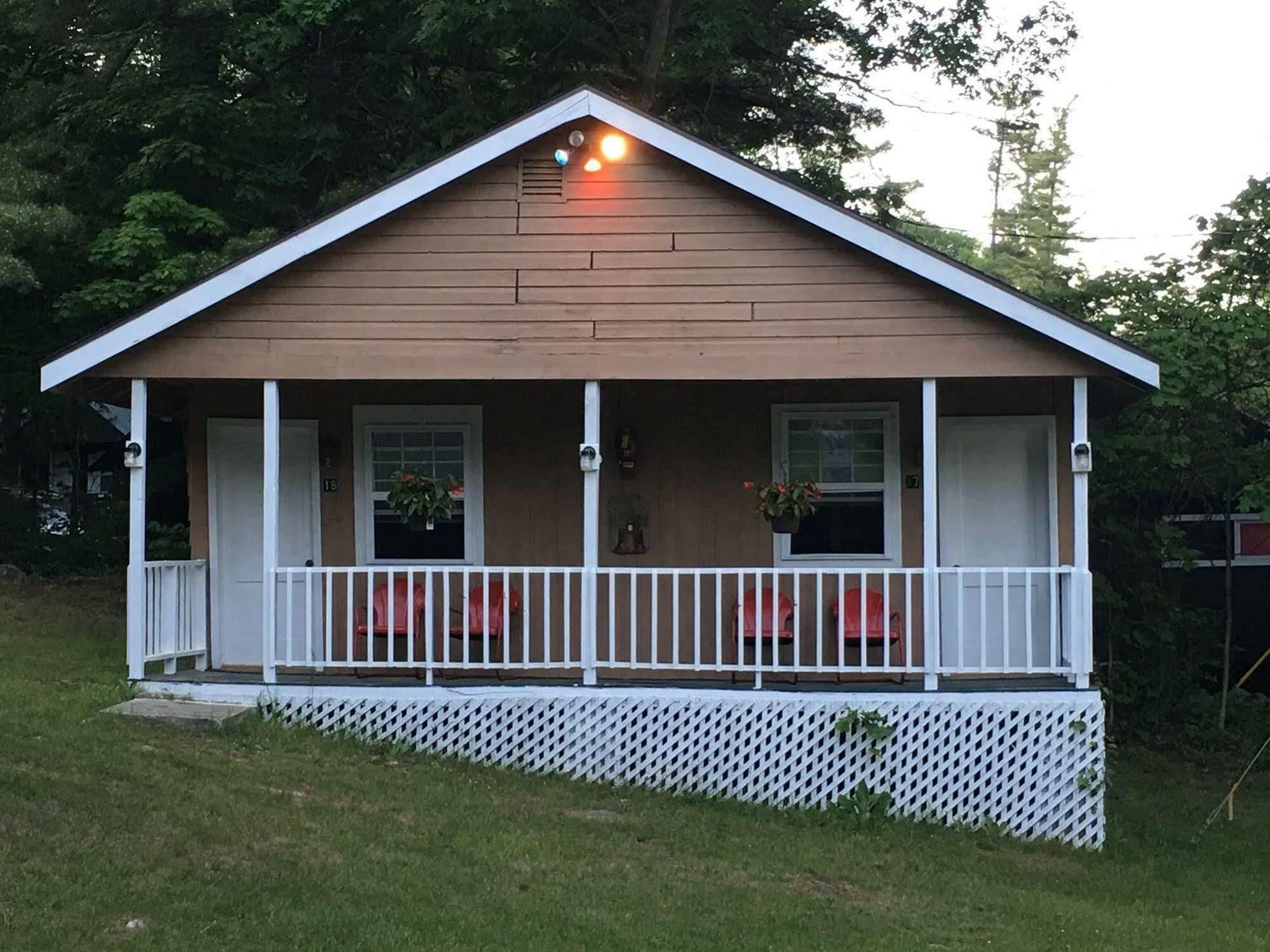Rock Castle Resort Lake George Exterior foto