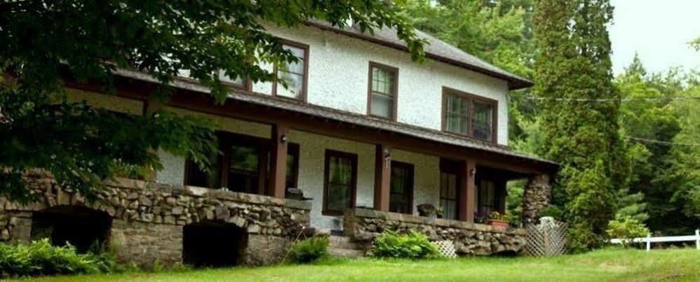 Rock Castle Resort Lake George Exterior foto